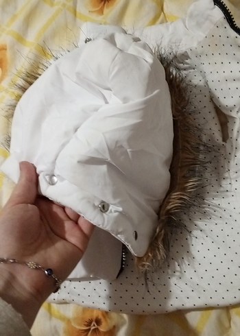 Kız Çocuk Beyaz Fermuarlı Yelek - Görsel 3