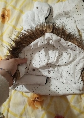 Kız Çocuk Beyaz Fermuarlı Yelek - Görsel 4