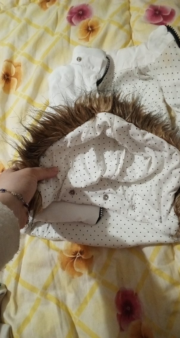 Kız Çocuk Beyaz Fermuarlı Yelek - Görsel 4