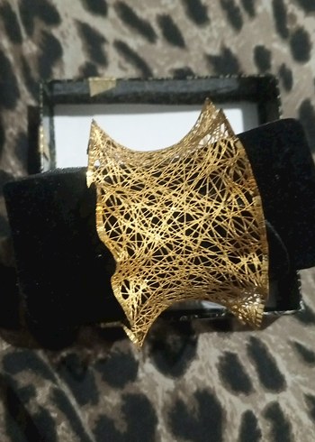 Accessorize  Tul Kelepce