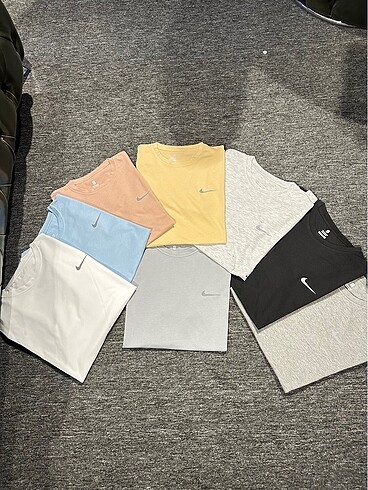 Nike T-shirt