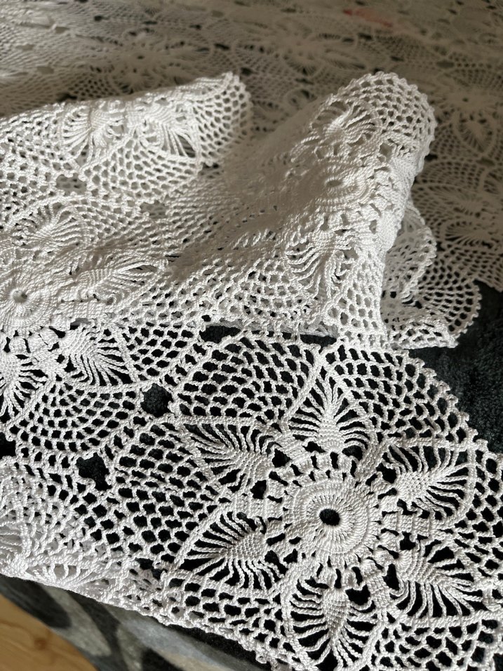 Dantel El Yapımı Masa Örtüsü - Görsel 2