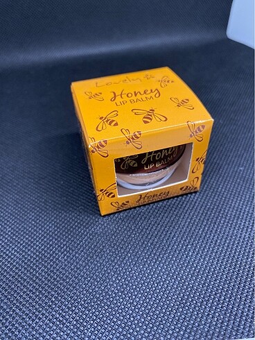 Lovely honey lip balm