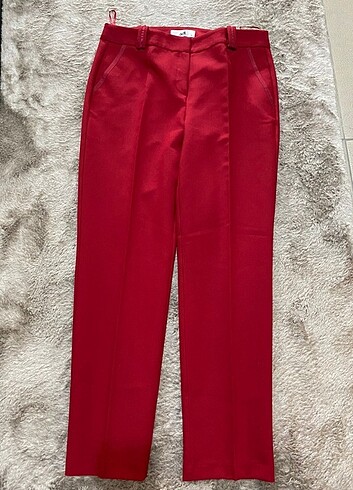 Adil ışık kırmızı kumaş pantolon