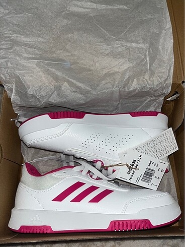 Adidas sıfır ayakkabı