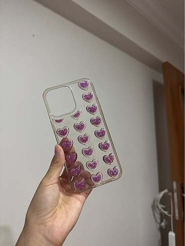 İPhone 14 pro Max kalpli kılıf