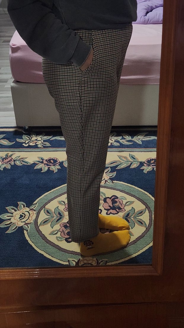 Kadın ekoseli kumaş pantalon. - Görsel 2