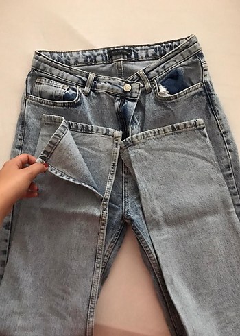 38 Beden Açık Mavi Yırtmaçlı Yüksek Bel Denim