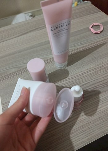 skin1004 Centella gözenek Bakım Seti - Görsel 8