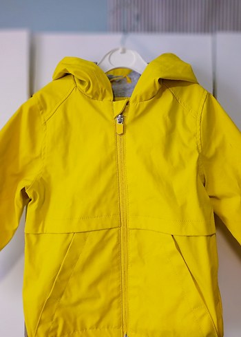 Sarı Kapüşonlu Fermuarlı Erkek Çocuk yağmurluk. - Görsel 2