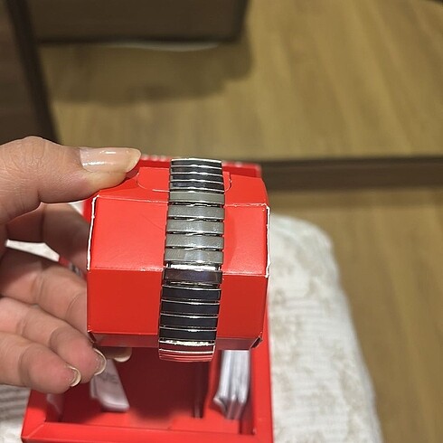 Swatch Swatch Saat
