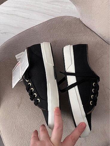 37 Beden siyah Renk Superga ayakkabı