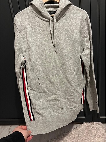Tommy hilfiger sweatshirt