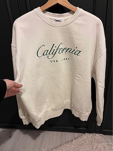 Zara sweatshirt