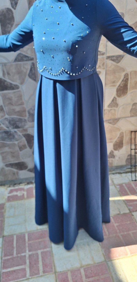 Mavi Uzun Kollu İşlemeli Abiye Elbise - Görsel 2