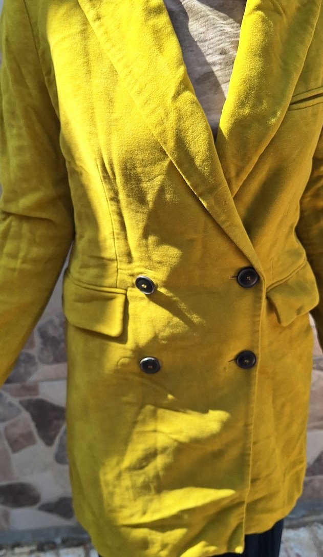 Sarı Düğmeli Keten Hamile Ceketi - Görsel 5