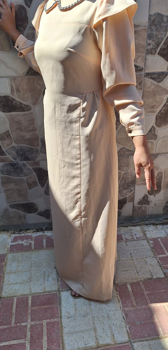 Uzun Bej İşlemeli Payetli Kadın Kolye - Görsel 5