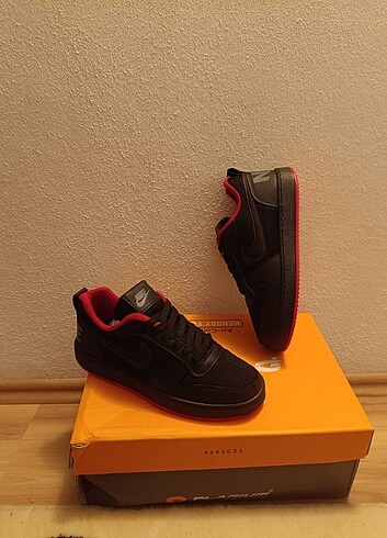 Nike Spor Ayakkabı