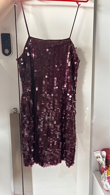 Stradivarius Stradivarius bordo payetli elbise