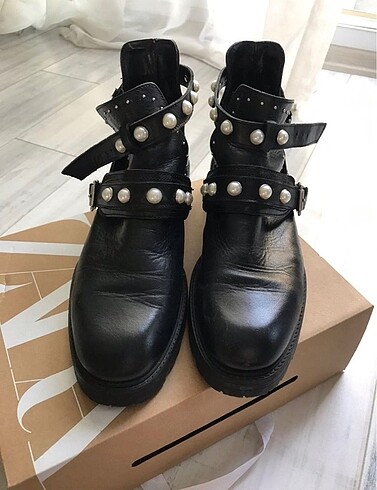Zara Zara Deri bot