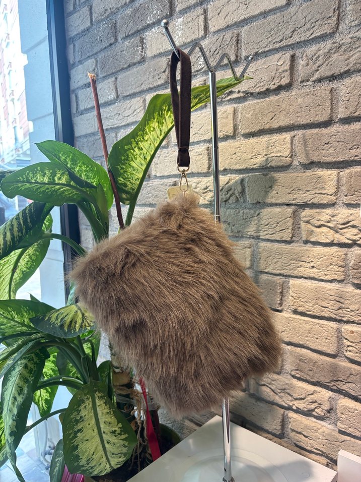 Beyaz Kürklü Bohem Kadın Çanta - Görsel 3