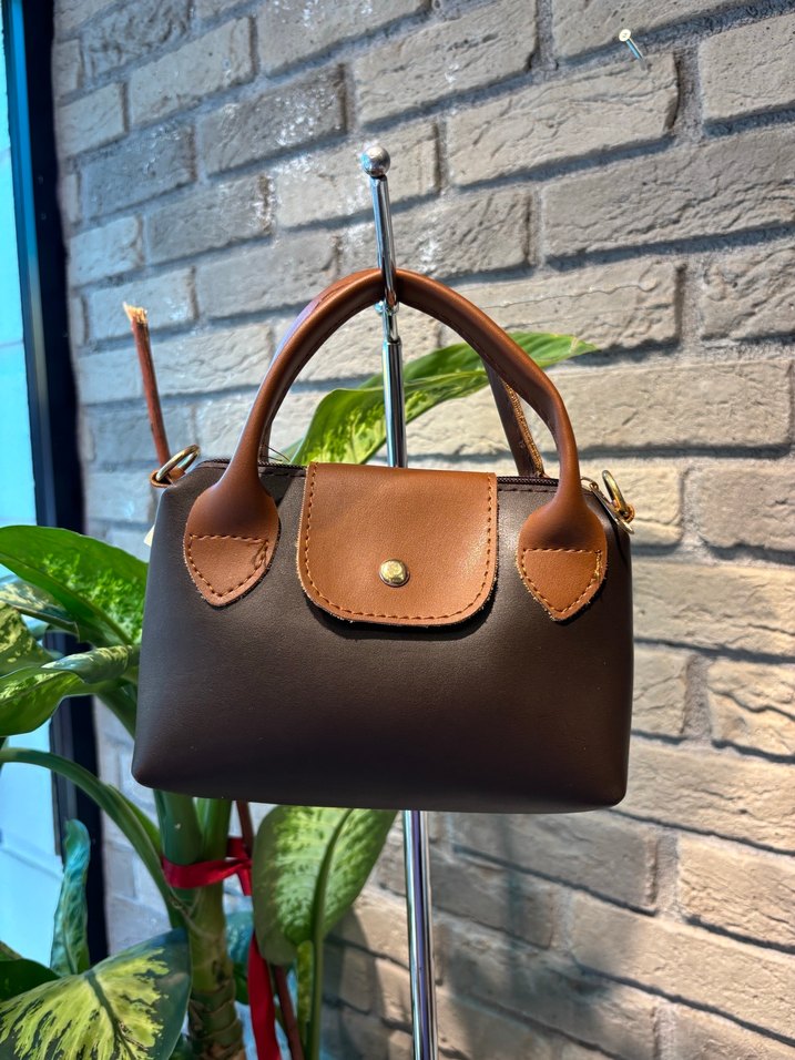 Kahverengi Tokalı Kadın Deri Çanta - Görsel 4