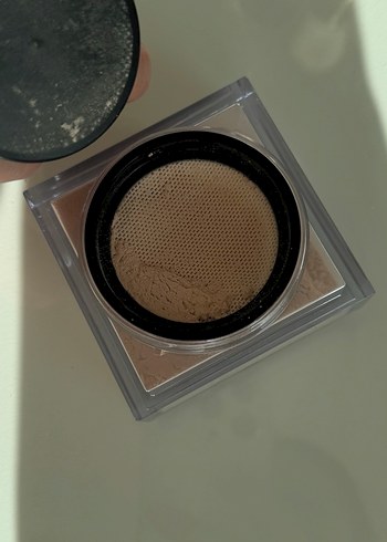 Huda Beauty Pudra - Görsel 7