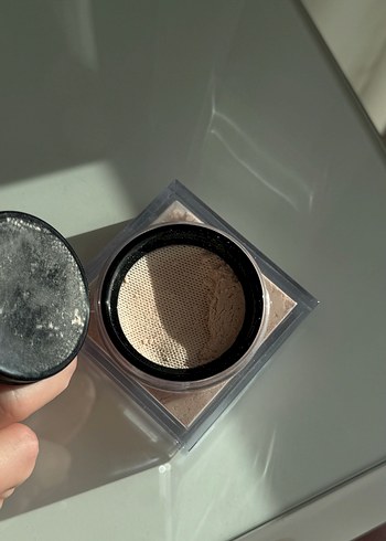 Huda Beauty Pudra - Görsel 6