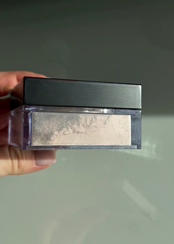 Huda Beauty Pudra - Görsel 3