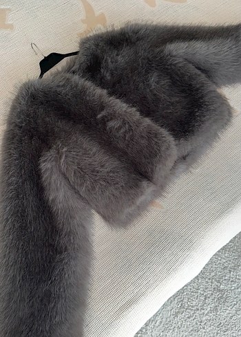 Zara kürk / mont tamamen yenidir - Görsel 3
