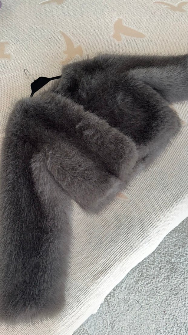 Zara kürk / mont tamamen yenidir - Görsel 3