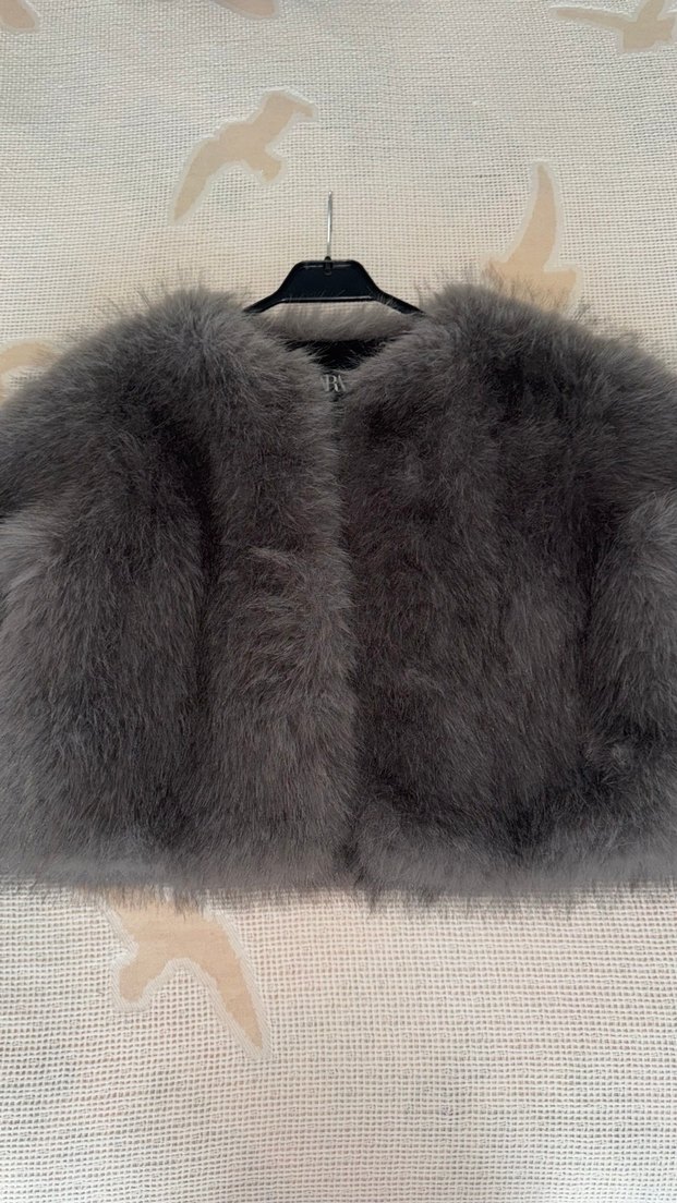 Zara kürk / mont tamamen yenidir - Görsel 4