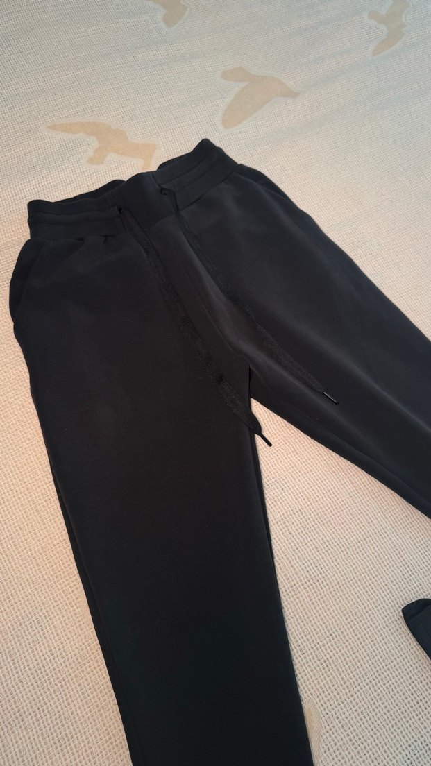 Oysho eşofman takımı (sweatshirt + eşofman altı) - Görsel 5