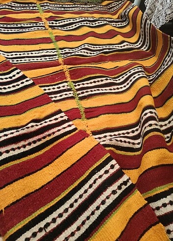 El dokuma kilim