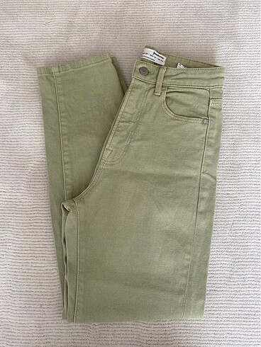 Stradivarius orijinal çağla yeşili yüksek bel slim fit mom jean