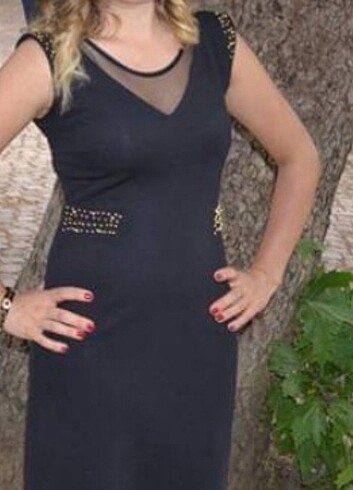 Siyah elbise 