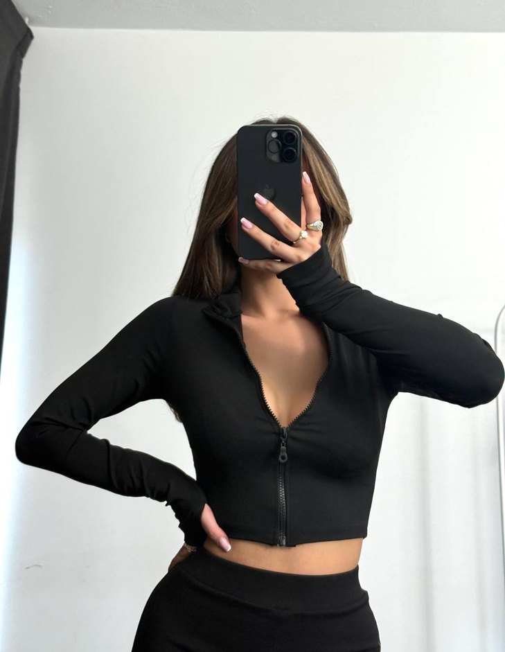 Fermuarlı Siyah Mini Uzun Kollu Crop Top - Görsel 2
