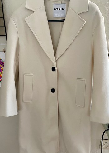 Bershka uzun kaban - Görsel 3