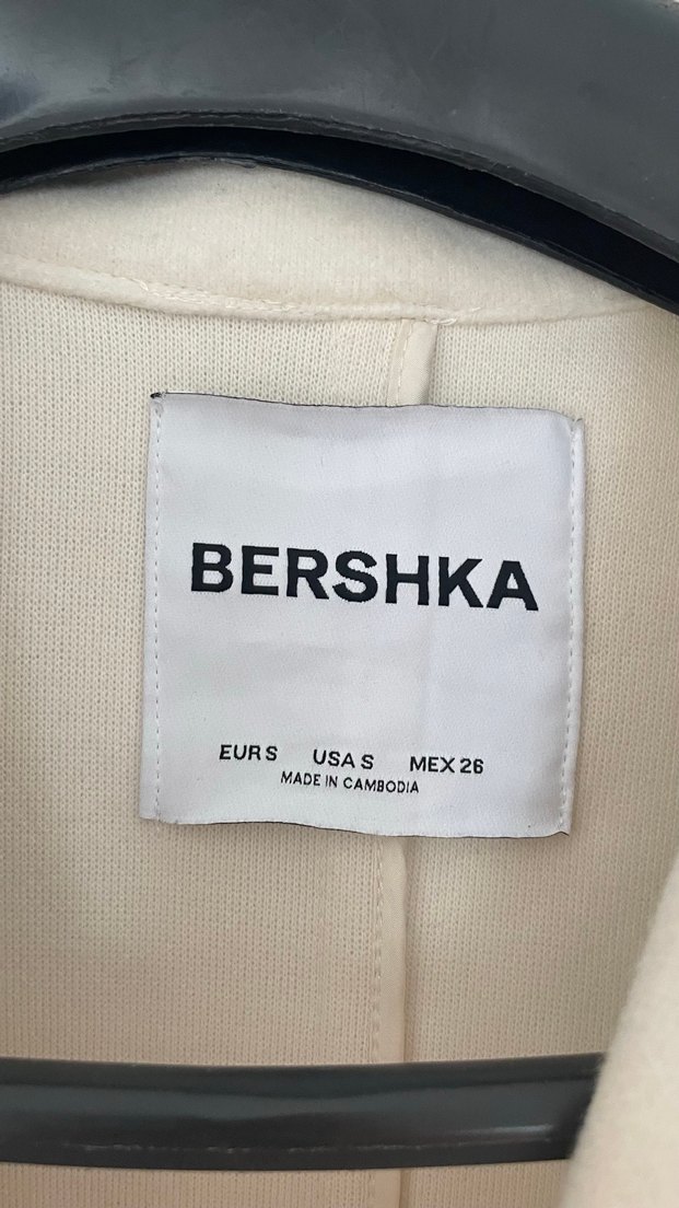 Bershka uzun kaban - Görsel 2