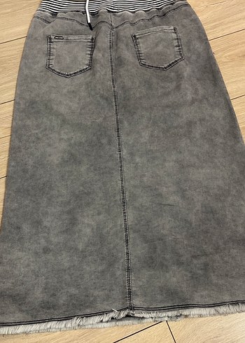 Düğmeli Gri Uzun Kot Etek - Görsel 6