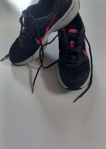 Nike Kadın Siyah-Pembe Spor Ayakkabı