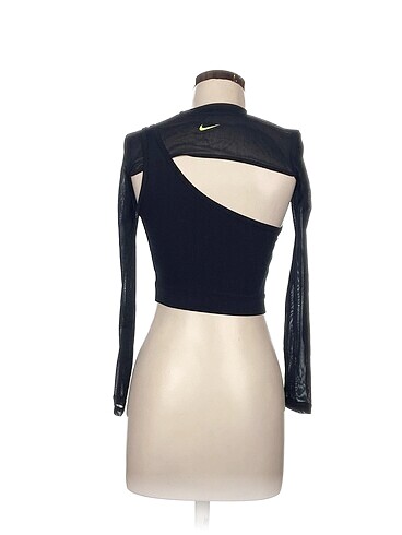 xs Beden Nike Bluz %70 İndirimli.