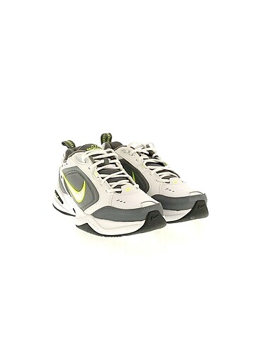 Nike Nike Spor Ayakkabı %70 İndirimli.
