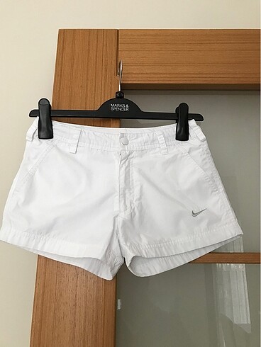 Nike kısa şort