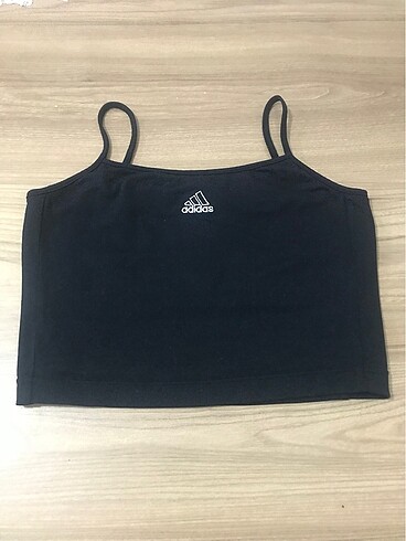 Adidas büstiyer