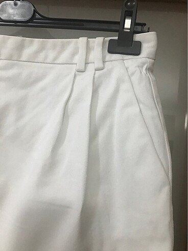 46 Beden beyaz Renk Gabbana pantolon 46