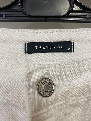 xs Beden beyaz Renk Trendyol kargo jean