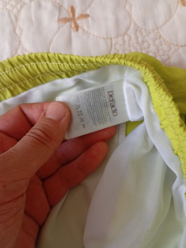 DeFacto Erkek Sarı Mini Şort Mayo - Görsel 2