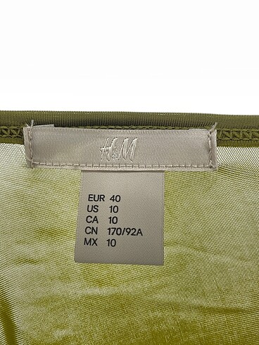 40 Beden yeşil Renk H&M Uzun Elbise %70 İndirimli.
