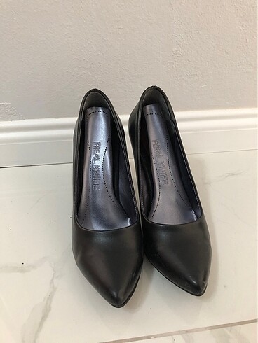 stiletto ayakkabı mat